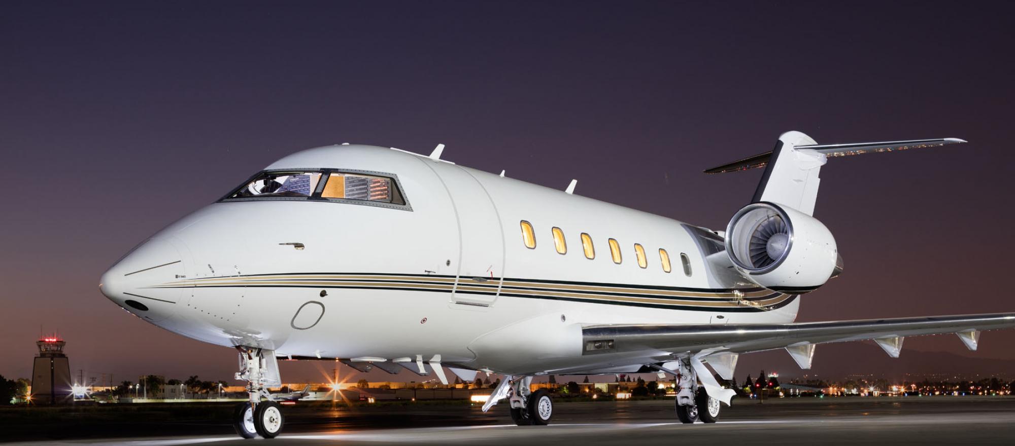 challenger_601_parked