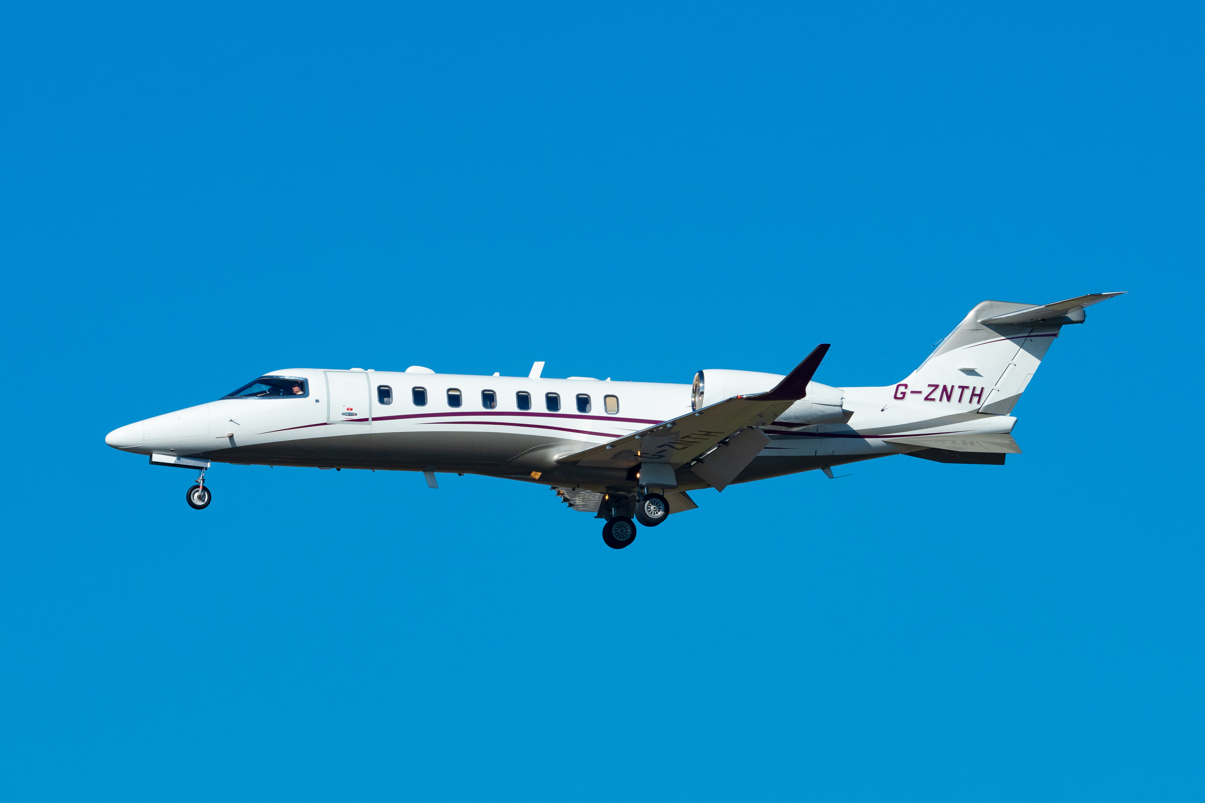 Learjet 70